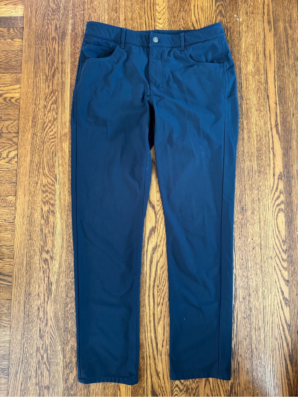 Johnnie-O fusion knit Men's Slim Stretch Pants in Navy
